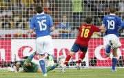 Испания - Италия - Финальный матс на чемпионате Евро 2012, 1 июля 2012 (322xHQ) Fcb044201628463
