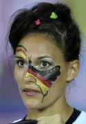 Германия - Нидерланды - на чемпионате по футболу Евро 2012, 9 июня 2012 (179xHQ) 715684201642557