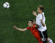 Германия - Нидерланды - на чемпионате по футболу Евро 2012, 9 июня 2012 (179xHQ) Ef11f6201643056